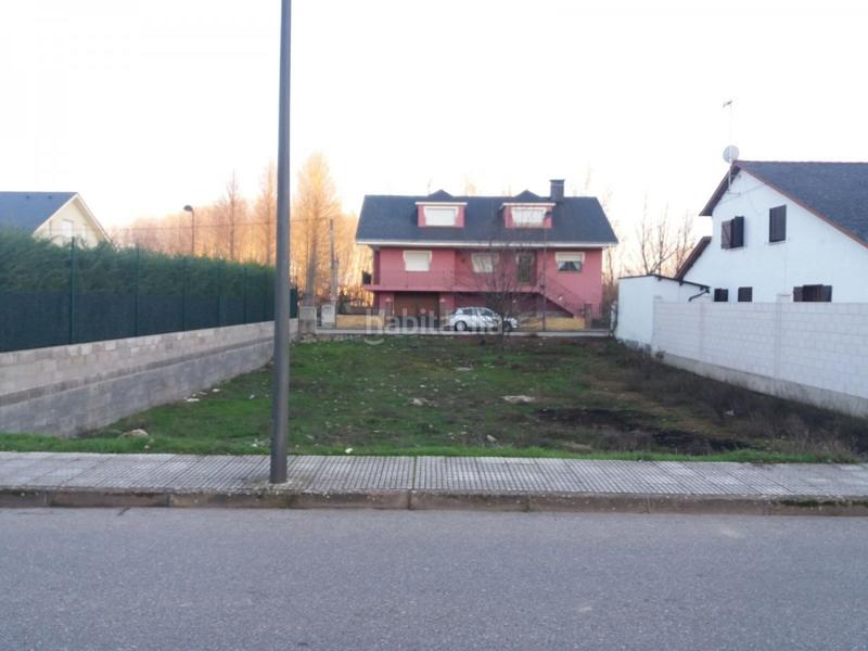 Foto dc78da7b-af71-4174-b41f-f0c7cca08ccb. Terreny residencial a Cacabelos