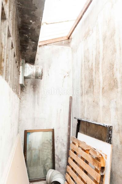 Foto e18c9780-1b82-45b2-bfec-76c14fda946a. Local comercial local en venta en el Centro en Centro Ponferrada