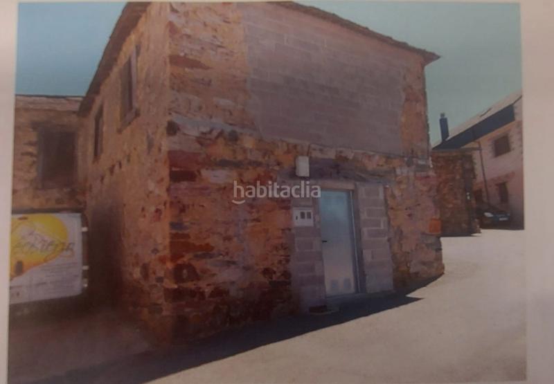 Foto 22ef7e62-87ed-4dbb-a716-9c2e2d3eb994. Casa  para reformar con bodega en Castropodame