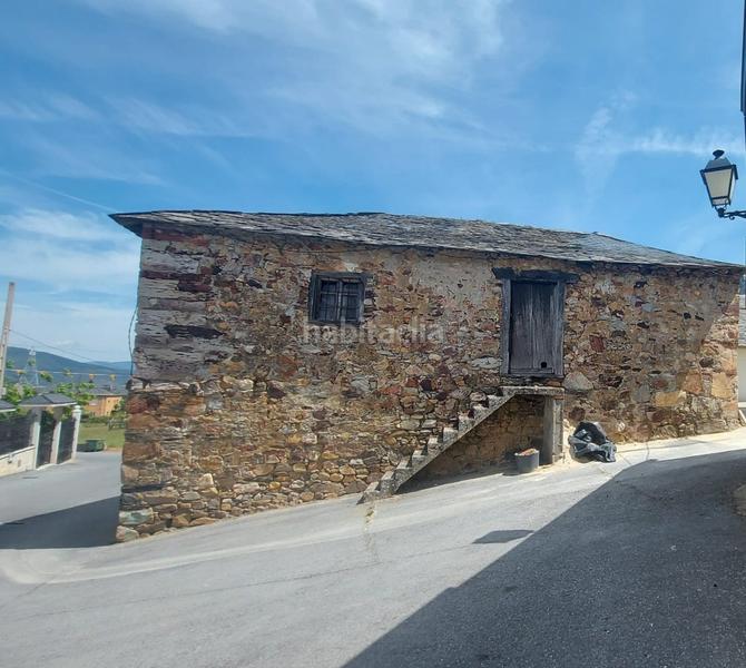 Foto d4096a2c-dfe8-425e-9c23-533782c4687d. Casa  para reformar con bodega en Castropodame