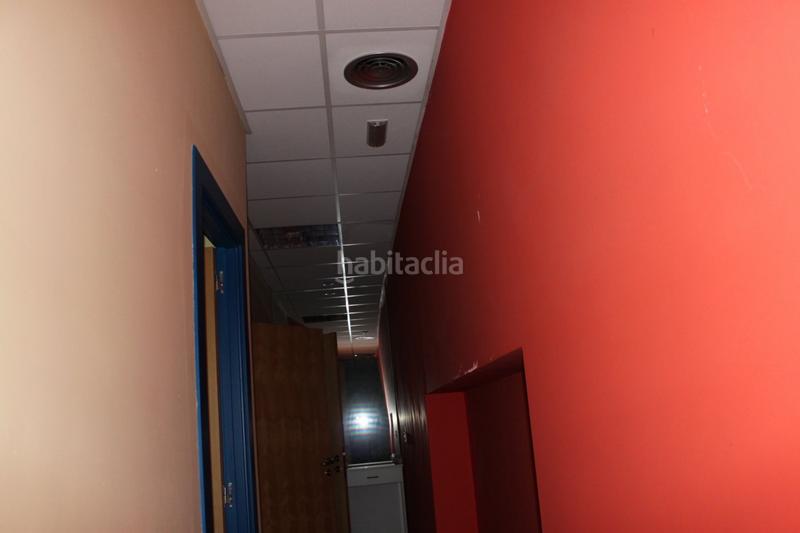 Foto bf166784-2be8-4dd9-ae07-42b952bc779b. Locale commerciale in Zona Alta Ponferrada