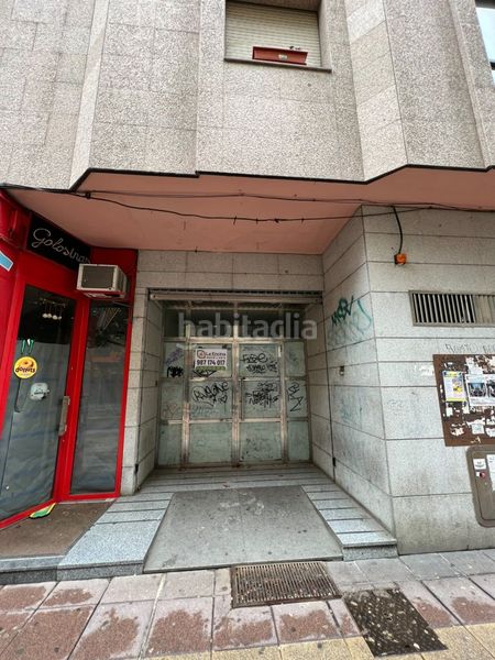 Foto 8a628169-e81d-48c7-bcbf-b6bc020e2d10. Local comercial a Centro Ponferrada