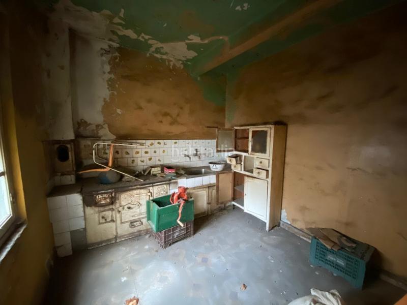 Foto 34716b9f-2a66-4d5b-85c2-77a74ae29a64. Casa a calle beatriz osorio en Cacabelos 9 a Cacabelos