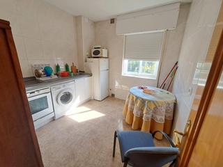 Maison à Zona Alta. Casa en venta al lado del hospital de la reina detras del castil