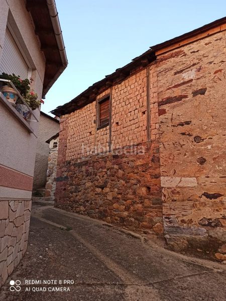Foto a9365064-702d-4fa3-ae96-2cd9b7d3a167. Local comercial a Castropodame