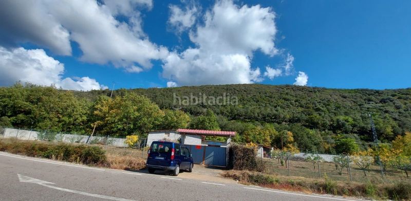 Foto d81cbf42-4714-47f4-903f-a5f242bb8cec. Terreny residencial a Toreno
