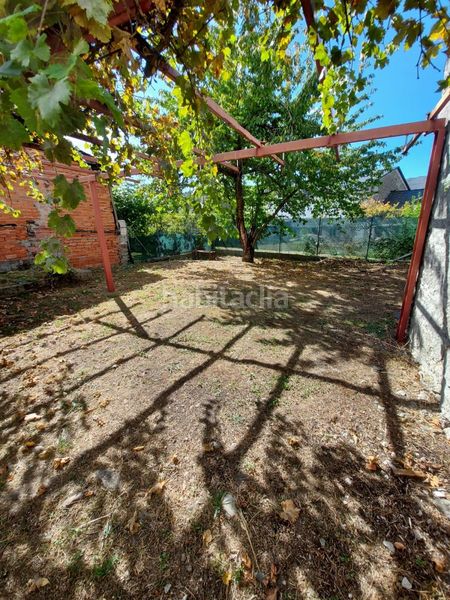 Foto adf16d7b-a765-4801-91b7-d454e2c91b10. Casa amb calefacció aparcament a Toreno