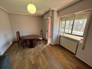 Appartement à Suspiron 12. Venta piso zona centro ponferrada.