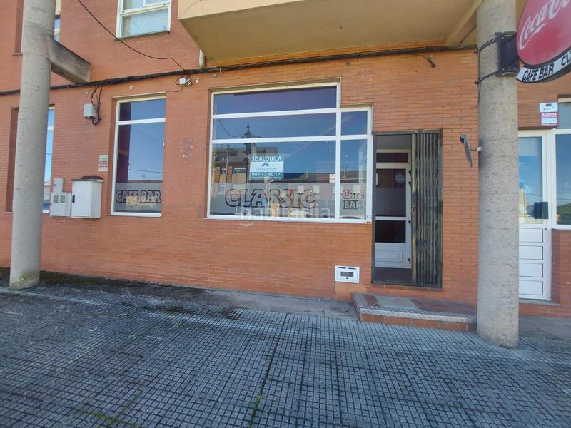 Foto 2766aa53-58a3-4448-8448-728280bd4634. Alquiler local comercial  en zona fuentesnuevas. en Ponferrada