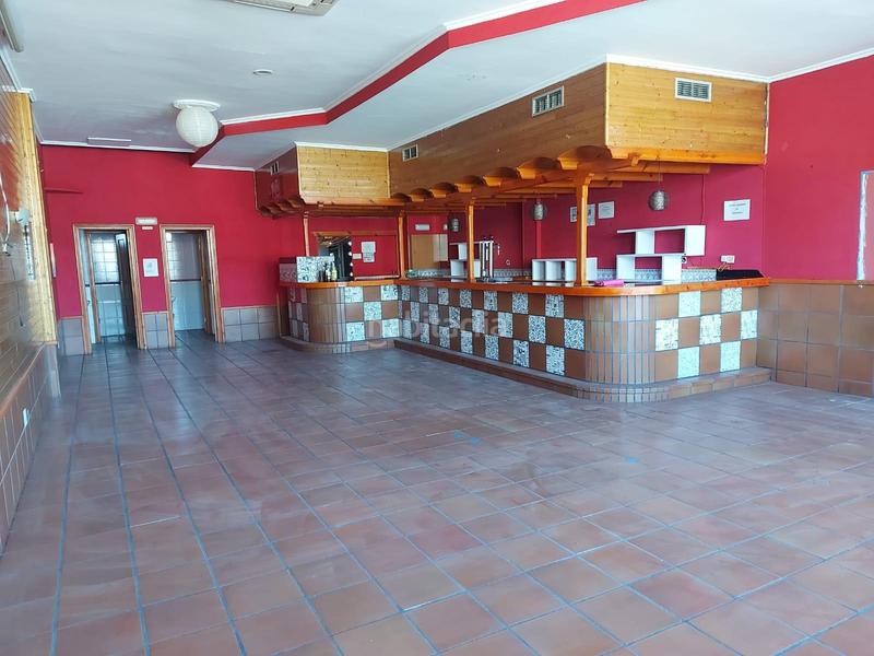 Foto 51907280-b82e-4d09-8465-278362b5195d. Alquiler local comercial  en zona fuentesnuevas. en Ponferrada