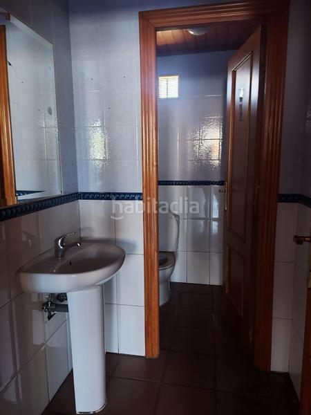 Foto 6f01c99a-05f5-4d0a-b7fb-8d4eebfe80be. Alquiler local comercial  en zona fuentesnuevas. en Ponferrada