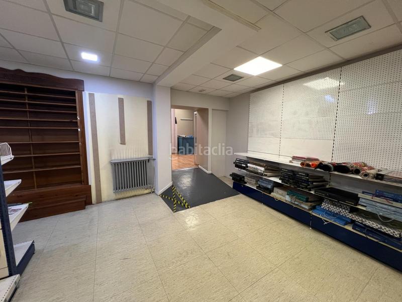 Foto fd3c17e1-7f4d-4568-a02f-fe741e3652c1. Alquiler local comercial  en el Centro con múltiples opciones en Ponferrada