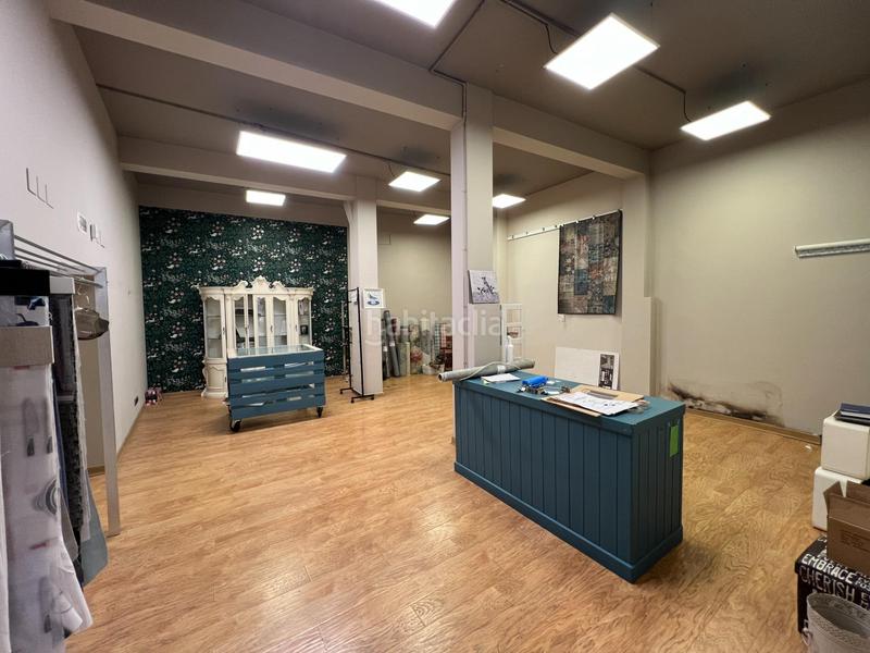 Foto 361ac6dd-d9c3-4fb8-81f2-13112f6bf536. Lloguer local comercial a Centro Ponferrada