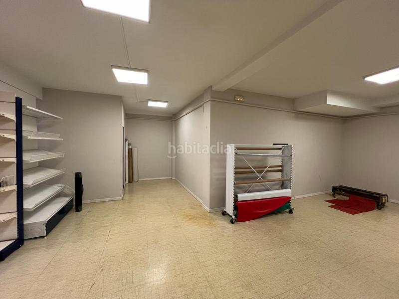 Foto f2821c18-add5-49a4-bb07-123825d25f57. Alquiler local comercial amplio local comercial en el corazón en Ponferrada