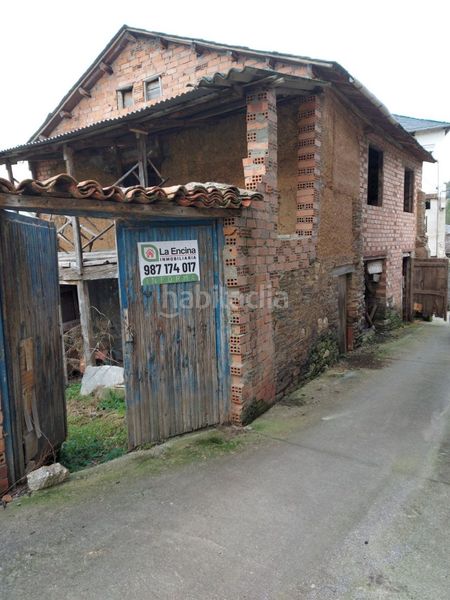 Foto de23c9e1-604d-42cc-aa3e-7402731ba2c6. Casa a Área Rural Sur Ponferrada