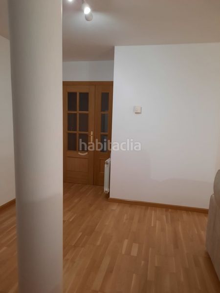 Foto 0f0bbbdc-e62d-4f1b-bba2-7c4f10dd7f06. Rent flat with heating parking in Centro Ponferrada