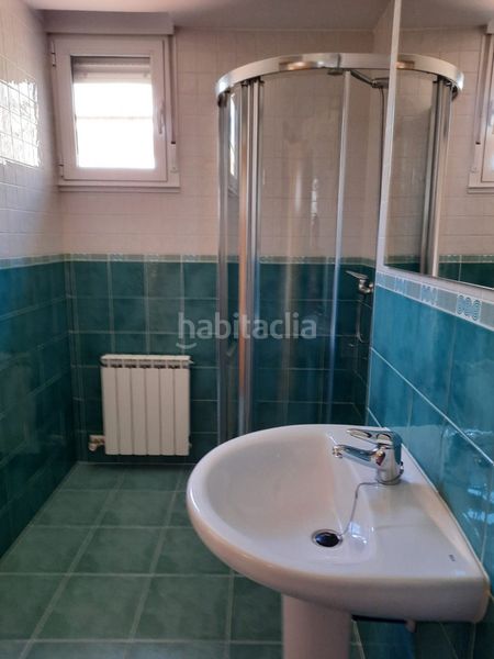 Foto 8ae5f5e8-6cd8-4091-a950-795502071778. Rent flat with heating parking in Centro Ponferrada