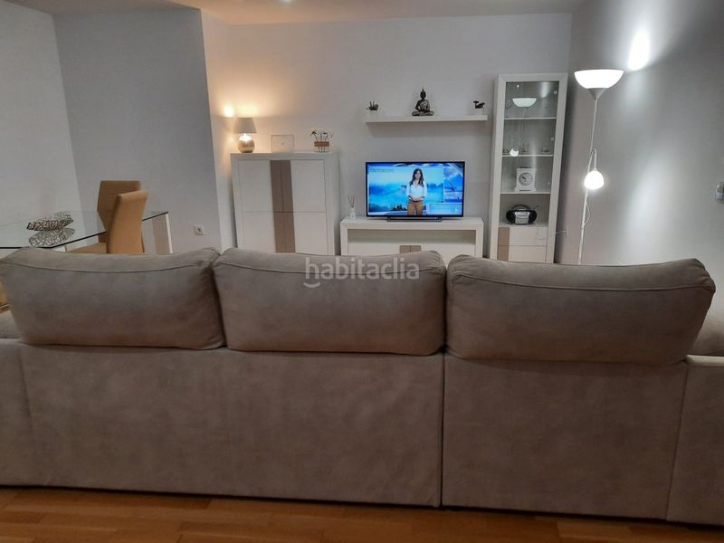 Foto b3e66617-8e0c-4ea5-810a-ef75bad6911a. Rent flat with heating parking in Centro Ponferrada