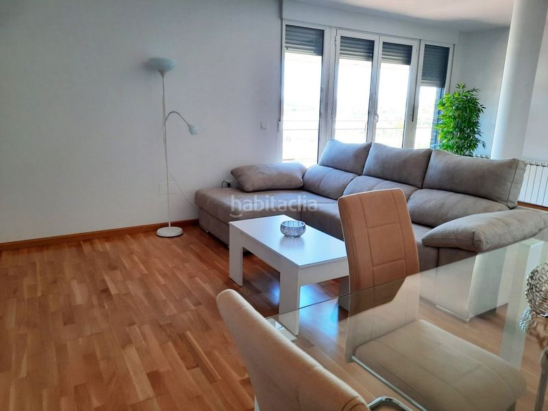 Foto d202a60d-a40b-4178-82c4-aa0cd00815d0. Rent flat with heating parking in Centro Ponferrada