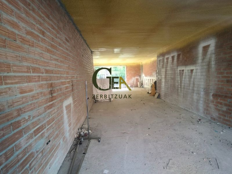 Foto 3ac6f5e9-468e-4d8d-8e4a-323ae24ff636. Lloguer local comercial a Hernani