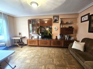 Etagenwohnung in Villabona. Vivienda exterior con ascensor y calefacción