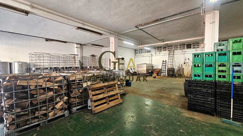 Foto 53a21d56-af5b-45a4-917c-dcd466ac00d6. Bâtiment à usage industriel dans Aduna