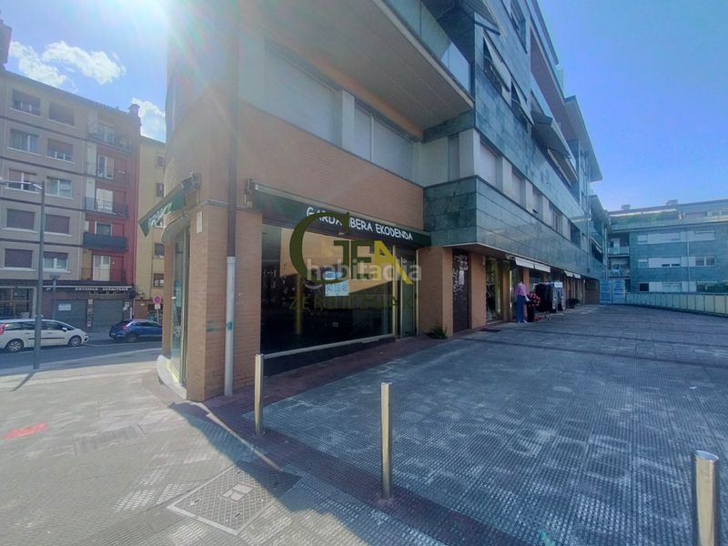 Foto 3b7c05ec-cf49-4778-bb85-d8616db67e16. Local comercial a Hernani
