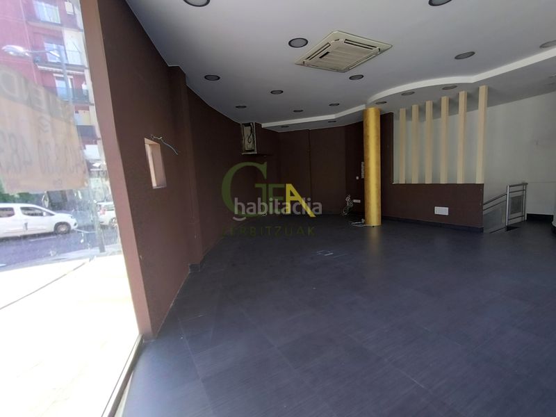 Foto c3b19b1d-b990-4320-ae19-8eead6a40af7. Local comercial a Hernani