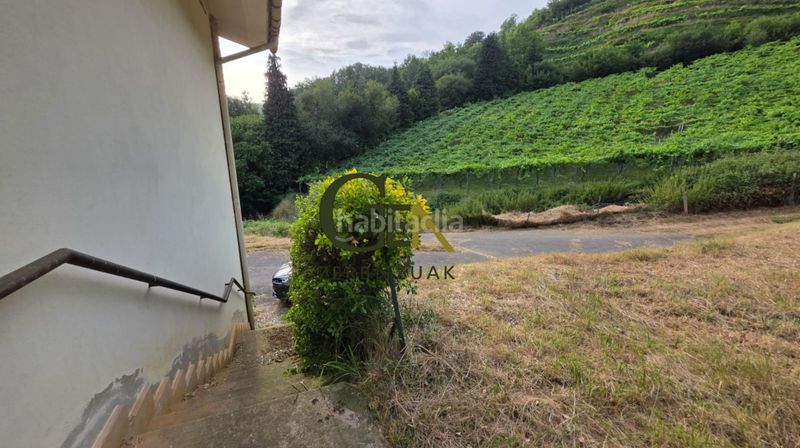 Foto 4316f766-1115-469c-8e4d-5452e1bb3230. Casa aparellada amb xemeneia calefacció a Alkiza