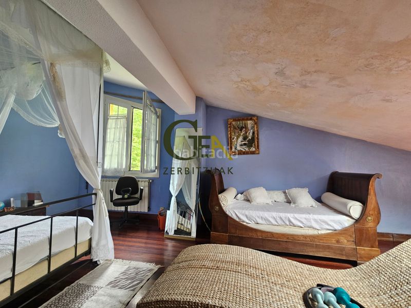 Foto aae12fad-870f-43bf-a935-37c3e271b5c3. Casa aparellada amb xemeneia calefacció a Alkiza