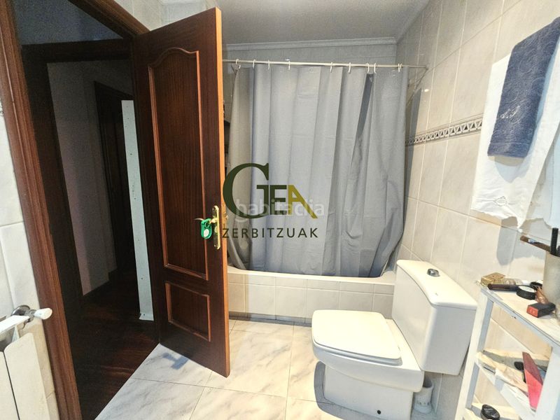 Foto baf8ee37-3446-4772-be87-041af619699c. Casa aparellada amb xemeneia calefacció a Alkiza