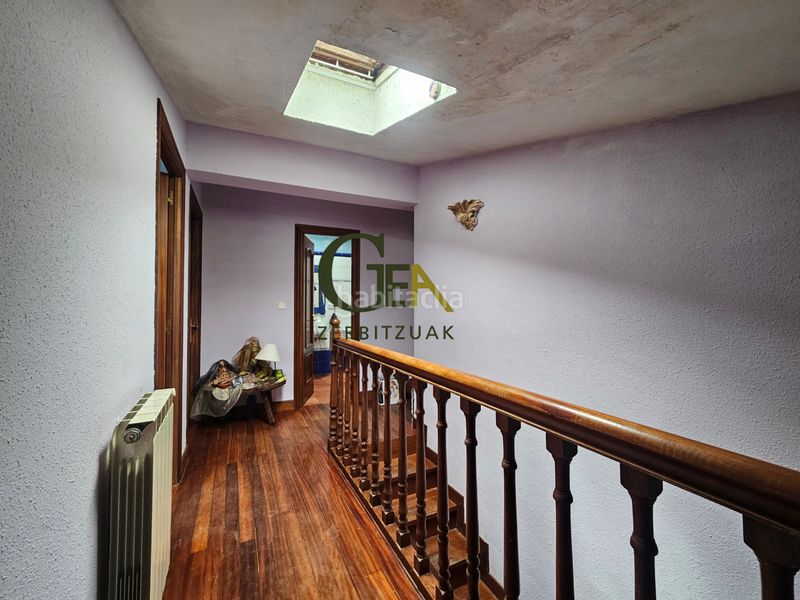 Foto d8bb3cf6-2cb2-4b85-ad57-39d1375d8b96. Casa aparellada amb xemeneia calefacció a Alkiza