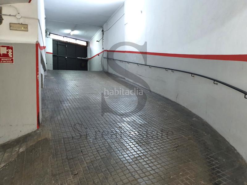 Foto 1677b438-f7c9-4408-8c1e-19c76c3fa5a7. Autoparkplatz in Navas Barcelona