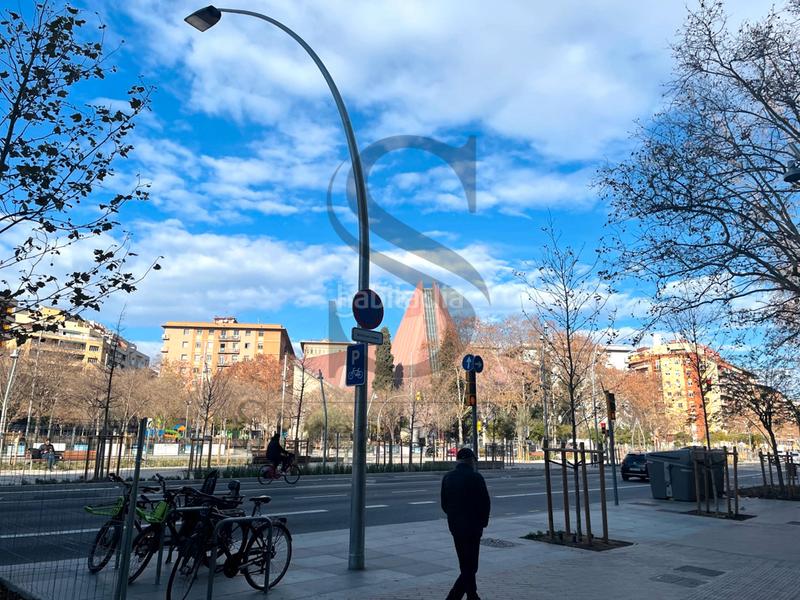 Foto 2c570788-ed3e-4026-80a8-246ed682a614. Car parking in Navas Barcelona