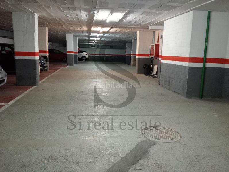 Foto a778608a-0cff-4b69-8bec-05981cbb82e8. Car parking in Navas Barcelona