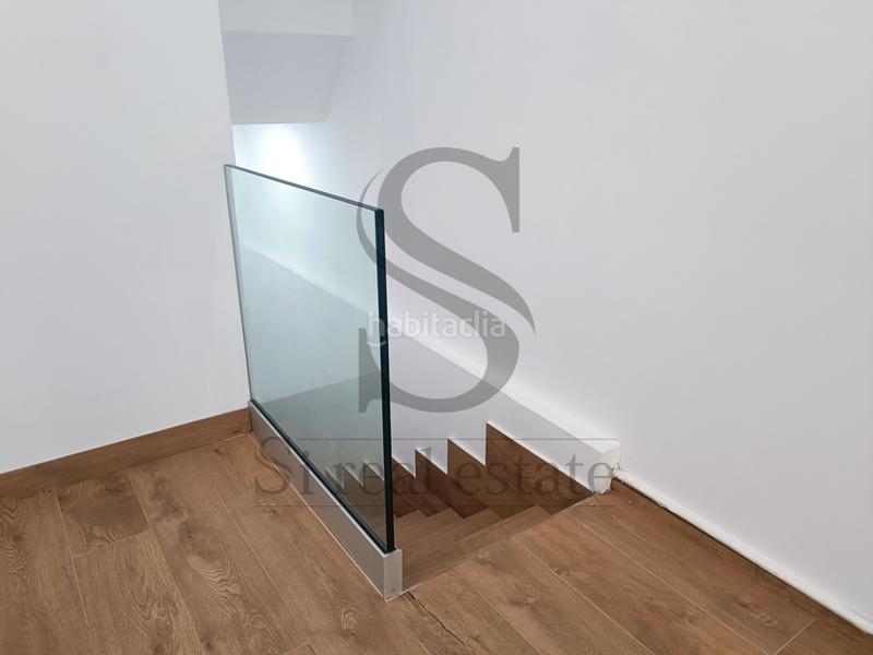 Foto 42762284-44fd-4a01-b381-dde5dd646f0f. Alquiler local comercial en carrer de vèlia 50 en Barcelona