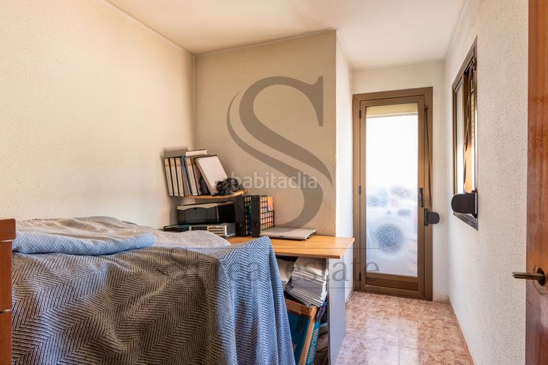 Foto 7cb5ab3d-023d-4e0e-bbe5-0288b25ce715. Piso en Santa Rosa Santa Coloma de Gramenet