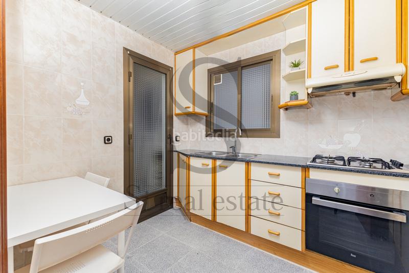 Foto 060d0e98-2c44-4e44-bcc8-5b7c6afc773a. Piso en Sant Andreu de Palomar Barcelona