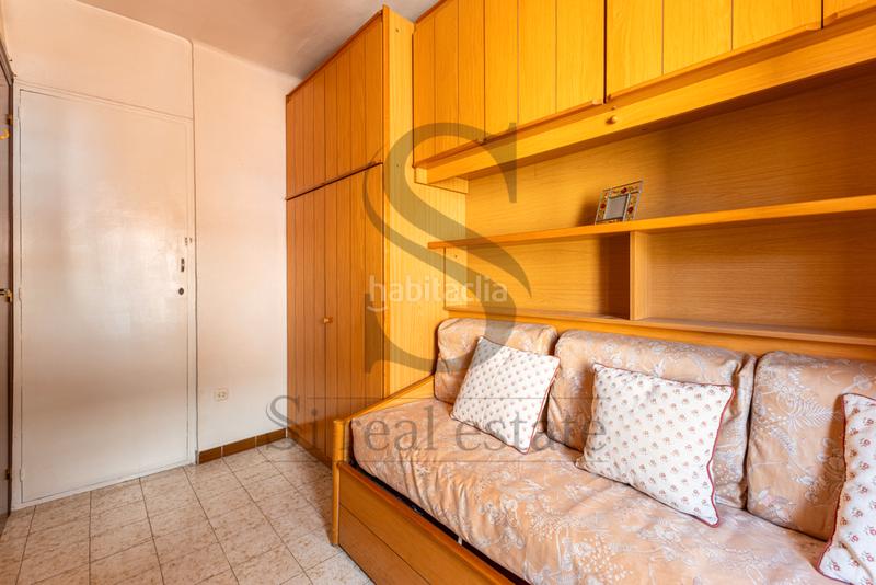 Foto f8133869-f30f-45a1-8a71-cf336356a72c. Appartamento in Prosperitat Barcelona