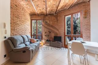 Appartement  Carrer de los castillejos. Excelente ubicación - reforma integral de diseño y calidad.