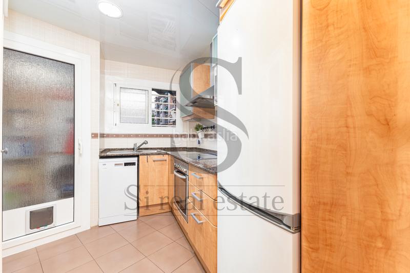 Foto 4c34ce08-ae76-4e6e-a208-263dd5ea595b. Etagenwohnung mit heizung in Prosperitat Barcelona