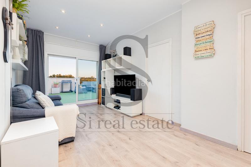 Foto 2840eda0-2698-4c5f-af56-9713bc0f5ff3. Dachwohnung in Poblenou Barcelona