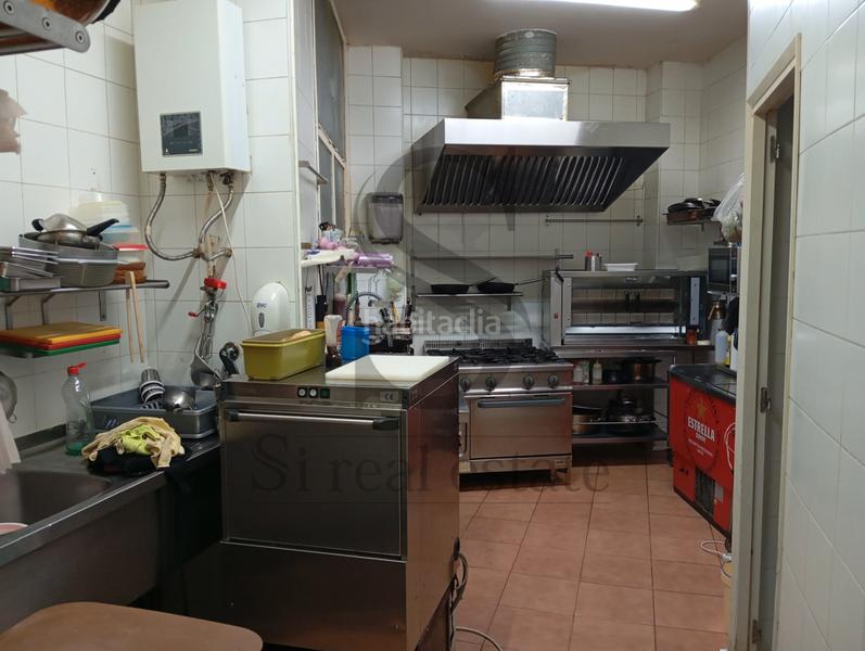 Foto 4fa3c42c-4f4e-49ae-bd2e-33b9e3898bfa. Traspaso local comercial junto a plaza maragall - bar en traspaso en Barcelona