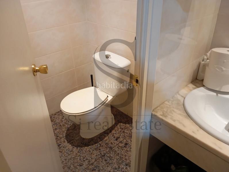 Foto 5139050e-6e91-4465-be97-0bc61a7ac043. Traspaso local comercial junto a plaza maragall - bar en traspaso en Barcelona