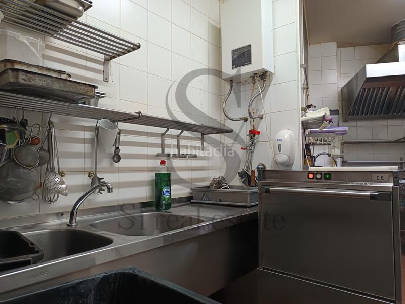 Foto 55a3c4f1-4b39-4443-a00b-cc12bcd41c0d. Traspaso local comercial junto a plaza maragall - bar en traspaso en Barcelona