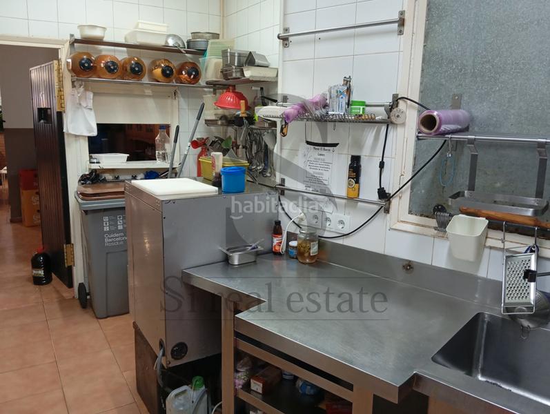Foto b588e98a-d875-4d13-9b4b-e3b28b5a1e3d. Traspaso local comercial junto a plaza maragall - bar en traspaso en Barcelona