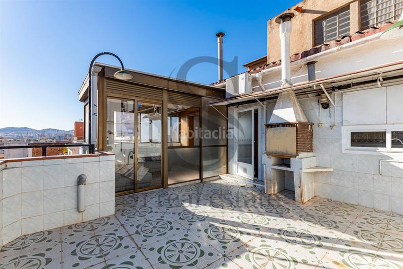 Foto d0a88956-a07d-4ede-a201-1461e3901289. Àtic amb calefacció a Riu Nord Santa Coloma de Gramenet