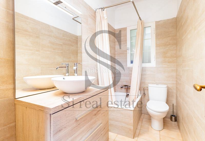 Foto 944d416d-edc8-42e4-aaa6-93f07e6b4dbe. Dachwohnung mit heizung in Congrés - Indians Barcelona