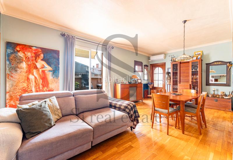 Foto ab91dad7-b649-4093-bbc2-e0fb9cd77307. Dachwohnung mit heizung in Congrés - Indians Barcelona