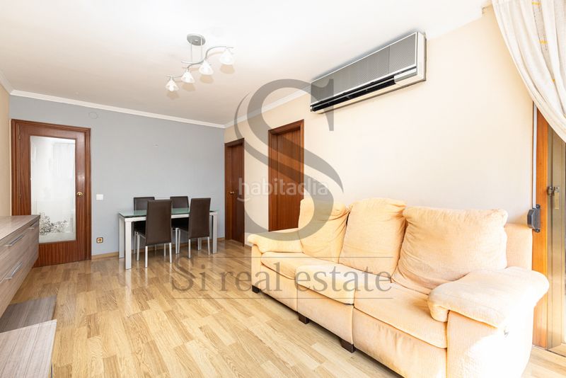 Foto 24694d6b-7f00-4cfa-9bba-397012fb8a49. Piso en Carmel Barcelona